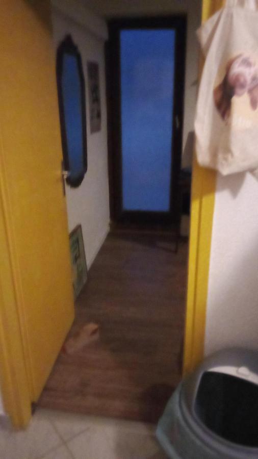 Double Room With Shared Bathroom Split Buitenkant foto